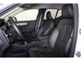 Volvo XC40 B3 Plus Dark - IntelliSafe Assist & Surround - 360º Camera - Harman/Kardon audio - Verwarmde voorstoelen & stuur - Parkeersensoren voor & achter - Elektr. bedienb. voorstoelen met geheugen links - Draadloze tel. lader - Standkachel - Extra getint glas - 18' LMV