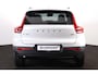 Volvo XC40 B3 Plus Dark - IntelliSafe Assist & Surround - 360º Camera - Harman/Kardon audio - Verwarmde voorstoelen & stuur - Parkeersensoren voor & achter - Elektr. bedienb. voorstoelen met geheugen links - Draadloze tel. lader - Standkachel - Extra getint glas - 18' LMV
