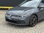 Volkswagen Golf 1.5 eTSI Style Nardo Grijs | Automaat | ACC