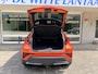 Toyota C-HR / C-HR+ 2.0 Hybrid Launch Edition 32.000 K.M. Two Tone/Lederen bekl./Cruise contr. adapt./Dode hoek detect./Elektr. verstb. stoel/Autom. airco/JBL Audio Premium/Verw. inklpb. buitensp./Navigatie full Map/ Keyless entry+Start/LM 18 Inch