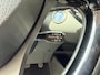 Toyota C-HR / C-HR+ 2.0 Hybrid Launch Edition 32.000 K.M. Two Tone/Lederen bekl./Cruise contr. adapt./Dode hoek detect./Elektr. verstb. stoel/Autom. airco/JBL Audio Premium/Verw. inklpb. buitensp./Navigatie full Map/ Keyless entry+Start/LM 18 Inch