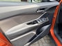 Toyota C-HR / C-HR+ 2.0 Hybrid Launch Edition 32.000 K.M. Two Tone/Lederen bekl./Cruise contr. adapt./Dode hoek detect./Elektr. verstb. stoel/Autom. airco/JBL Audio Premium/Verw. inklpb. buitensp./Navigatie full Map/ Keyless entry+Start/LM 18 Inch