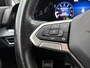 Volkswagen Golf 1.5 eTSI R-Line Business 150 PK | Automaat | Camera | Navigatie | Climate Control | Cruise Control Adaptief | Stoelverwarming |