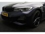 BMW 3-Serie 320d xDrive High Executive 2020 | M-Pakket | Cruise Control | Achteruitrij Camera | Stuurwiel Bediening | Apple/Android Carplay | Navigatie | Airco Seperaat | 2 Sleutels | Keyless