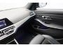 BMW 3-Serie 320d xDrive High Executive 2020 | M-Pakket | Cruise Control | Achteruitrij Camera | Stuurwiel Bediening | Apple/Android Carplay | Navigatie | Airco Seperaat | 2 Sleutels | Keyless