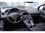 Peugeot 3008 1.6 VTi ST | Panorama dak | Trekhaak | Navigatie | Clima / Cruise control | PDC | NAP | APK |
