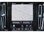 Volvo EC40 Extended Range Ultra 82 kWh - Panoramadak - IntelliSafe Assist & Surround - 360º Camera - Harman/Kardon audio - Verwarmde voorstoelen, stuur & achterbank - Parkeersensoren voor & achter - Elektr. bedienb. voorstoelen met geheugen links - Warmtepomp - Extra getint glas - Inklapbare trekhaak - 19' LMV