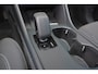 Volvo EC40 Extended Range Ultra 82 kWh - Panoramadak - IntelliSafe Assist & Surround - 360º Camera - Harman/Kardon audio - Verwarmde voorstoelen, stuur & achterbank - Parkeersensoren voor & achter - Elektr. bedienb. voorstoelen met geheugen links - Warmtepomp - Extra getint glas - Inklapbare trekhaak - 19' LMV