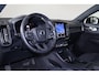 Volvo EC40 Extended Range Ultra 82 kWh - Panoramadak - IntelliSafe Assist & Surround - 360º Camera - Harman/Kardon audio - Verwarmde voorstoelen, stuur & achterbank - Parkeersensoren voor & achter - Elektr. bedienb. voorstoelen met geheugen links - Warmtepomp - Extra getint glas - Inklapbare trekhaak - 19' LMV