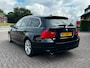 BMW 3-Serie Touring 320i Luxury Line - Navi - PDC - LM