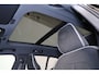 Volvo EX40 Performance Ultra Black Edition 82 kWh - Panorama/schuifdak - 360º Camera - Harman/Kardon audio - Verwarmde voorstoelen, stuur & achterbank - Parkeersensoren voor & achter - Elektr. bedienb. voorstoelen met geheugen links - Draadloze tel. lader - Warmtepomp - Extra getint glas - Inklapbare trekhaak - 20' LMV