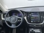 Volvo XC60 2.0 T6 Plug-in hybrid AWD Plus Bright Panorama Leer inscription stoelen
