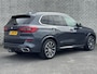 BMW X5 xDrive40i High Executive | Harman Kardon | Achterasbesturing | Panoramadak | Head-Up Display | Trekhaak | Voertuigvolgsysteem | M-sport |