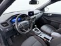 Ford Kuga 1.5T 150PK ST-Line Trekhaak Adap.Cruise Elek.Achterklep Camera Apple Carplay/Android Navi Stoel+Stuur+Achterbank+Voorruitverwarming Pdc Lmv 18" DAB Bluetooth Parkeerhulp Led Lane Assist Isofix Road Edge Detection WiFi 1.800KG Trekgewicht