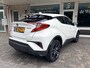 Toyota C-HR / C-HR+ 1.8 Hybrid Executive Navi Full Map/Achteruitr. Camer/Verwarmde in hoogte verst.bare stoel/Verw. inklapbare spiegels/Cruise Contr. Adaptief/Keyles Entry/Multifunction. Stuur/Parkeerassistent/18 Inch L/M