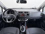 Kia Rio 1.2I 86PK 5Drs Trekhaak Airco Cruise Control Bluetooth Lichtsensor Business Line Isofix ESP Privacy Glas Mistlampen USB Elek.Ramen+Spiegels Dealeronderhouden 900KG Trekgewicht 2e Eigenaar