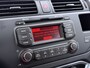 Kia Rio 1.2I 86PK 5Drs Trekhaak Airco Cruise Control Bluetooth Lichtsensor Business Line Isofix ESP Privacy Glas Mistlampen USB Elek.Ramen+Spiegels Dealeronderhouden 900KG Trekgewicht 2e Eigenaar