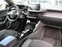 Peugeot e-2008 EV GT Pack 50 kWh | Navi / Camera / Climate