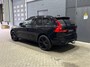 Volvo XC60 T8 Plug-in hybrid Ultra Black Edition | ACC | Bowers & Wilkins | Panoramadak | Trekhaak | Massage | Head-Up | 360° Camera