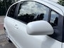 Toyota Yaris 1.8 VVTi TS Parelmoer metaal 73340 K.M. !!! Climate controle/Dakspoiler/Hoogte verst.bare stoel/Extra getint glas achter/Mistlampen voor/L.M. 17 inch/Elekt. buitenspiegels