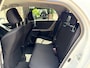 Toyota Yaris 1.8 VVTi TS Parelmoer metaal 73340 K.M. !!! Climate controle/Dakspoiler/Hoogte verst.bare stoel/Extra getint glas achter/Mistlampen voor/L.M. 17 inch/Elekt. buitenspiegels