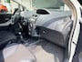 Toyota Yaris 1.8 VVTi TS Parelmoer metaal 73340 K.M. !!! Climate controle/Dakspoiler/Hoogte verst.bare stoel/Extra getint glas achter/Mistlampen voor/L.M. 17 inch/Elekt. buitenspiegels