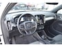 Volvo XC40 1.5 T2 Business Pro | Lichtmetalen velgen 5-spaaks 19" | Rijstrooksensor met correctie