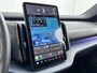 Volvo EX30 Single Motor Extended Range Plus 69 kWh | 19" | Trekhaak | Stoel/Stuurverwarming | Getint Glas | Warmtepomp | Adaptieve Cruise | BLIS | Keyless | Harman Kardon | Parkeercamera