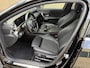 Mercedes-Benz A-klasse 250 e 218pk | Half leder | Sfeerverlichting | Navigatie | Apple CarPlay | Camera | Sportstoelen | Stoelverwarming | 18 inch velgen | Cruise control | Rijstrooksensor | DAB | Volledig dealeronderhouden