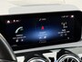 Mercedes-Benz A-klasse 250 e 218pk | Half leder | Sfeerverlichting | Navigatie | Apple CarPlay | Camera | Sportstoelen | Stoelverwarming | 18 inch velgen | Cruise control | Rijstrooksensor | DAB | Volledig dealeronderhouden