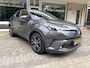 Toyota C-HR / C-HR+ 1.8 Hybrid Style Navi Full Map/Keyless Entry/In Hoogte Verw. voorstoelen/Parkeersens. V+A./Dodehoek Detect./Cruise Contr. Adapt./Verw. elektr. inklapb. buitenspiegels/Audio Install. Premium/Mistlampe Voor