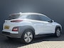 Hyundai Kona Electric EV Premium 64 kWh | SOH 94,5% | Zomer & Winderbanden | Stoelventilatie | Navigatie | Head-Up Display | Stoelverwarming | Krell Premium Speakers | Lederen Bekleding