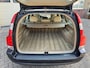 Volvo V70 2.4 Momentum Dealer onderhouden|APK 07-2027|NWE Distributie