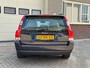 Volvo V70 2.4 Momentum Dealer onderhouden|APK 07-2027|NWE Distributie