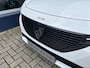 Peugeot 308 SW 1.2 Turbo 130 PK Active Pack Business | Compleet Uitgeruste en Ruime Stationwagen | Navigatie | Trekhaak Afneembaar 1250 KG | All Season Banden | LED Verlichting | Digitaal Dashboard | Parkeersensoren V+A | AGR Comfortstoel | Stoelverwarming | Climate Control | Cruise Control | Lichtmetalen Velgen |