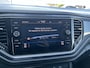 Volkswagen T-Roc 1.5 TSI R-Line / Digitaal dashboard / Pano / Trekhaak / Camera / Parkeersensoren V+A / App connect /