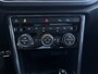 Volkswagen T-Roc 1.5 TSI R-Line / Digitaal dashboard / Pano / Trekhaak / Camera / Parkeersensoren V+A / App connect /