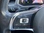 Volkswagen T-Roc 1.5 TSI R-Line / Digitaal dashboard / Pano / Trekhaak / Camera / Parkeersensoren V+A / App connect /