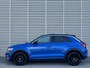 Volkswagen T-Roc 1.5 TSI R-Line / Digitaal dashboard / Pano / Trekhaak / Camera / Parkeersensoren V+A / App connect /
