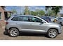 Skoda Karoq 1.0 TSI Ambition Business. Dealer onderhouden! 2de eigenaar. Nieuwe distributieriem + w.pomp. O.a. navi, carplay, etc.