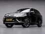 Mitsubishi Outlander 2.0 PHEV instyle+ (APPLE CARPLAY,SCHUIFDAK,LED,LEDER,ELECTRISCHE STOELEN,STOEVERWARMING,CAMERA,NETTESTAAT)
