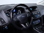 Ford Focus Wagon 1.0 Sport Black Edition (APPLE CARPLAY,NAVI,CRUISE,SPORTSTOELEN,LM VELGEN,PDC,GETINT,NETTESTAAT)