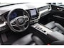 Volvo XC60 T6 Recharge AWD Plus Bright | Long Range | Stoelverwarming | Trekhaak | Leder | Panoramadak | Pilot Assist | Keyless