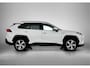 Toyota RAV4 2.5 Plug-in Hybrid AWD Style | BTW voertuig | Stuur+stoelverwarming | dodehoek detectie | Elektrische achterklep | Parkeersensoren Voor+achter | trekhaak afneembaar | Apple CarPlay/Android auto |