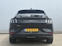 Ford Mustang Mach-E Extended AWD 98 kWh Trekhaak Pano NL Auto Leer 360cam Let op het gaat hier om een consignatie auto, graag van te voren bellen voor een proefrit