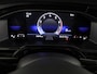 Volkswagen Polo 1.0 TSI Life 95 pk | Navigatie via App | Panoramadak | 17" LM velgen | Parkeersensoren | Adaptieve cruise control | LED koplampen | Stoelverwarming |