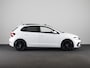 Volkswagen Polo 1.0 TSI Life 95 pk | Navigatie via App | Panoramadak | 17" LM velgen | Parkeersensoren | Adaptieve cruise control | LED koplampen | Stoelverwarming |
