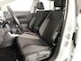 Volkswagen Polo 1.0 TSI Life 95 pk | Navigatie via App | Panoramadak | 17" LM velgen | Parkeersensoren | Adaptieve cruise control | LED koplampen | Stoelverwarming |
