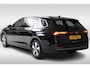 Volkswagen Passat Variant 1.5 eHybrid Business Navigatie | Head Up Displat | E. Stoelverstelling | Trekhaak