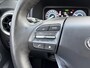 Hyundai Kona Electric EV Premium 64 kWh / SOH 100% / Trekhaak ( 300 kg ) / Achterbank verwarmd / Voorstoelen verwarmd en gekoeld /
